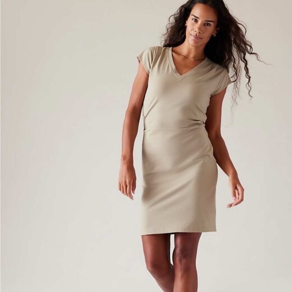 ATHLETA Effortless Tee Dress Small Stretch Beige Midi Minimalist